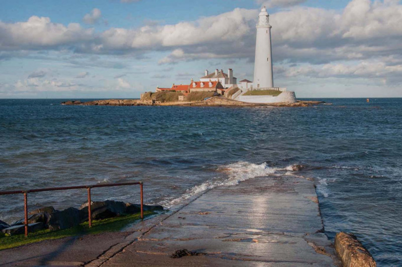 A photo of 'St Mary's Lighthouse' by R Jacques