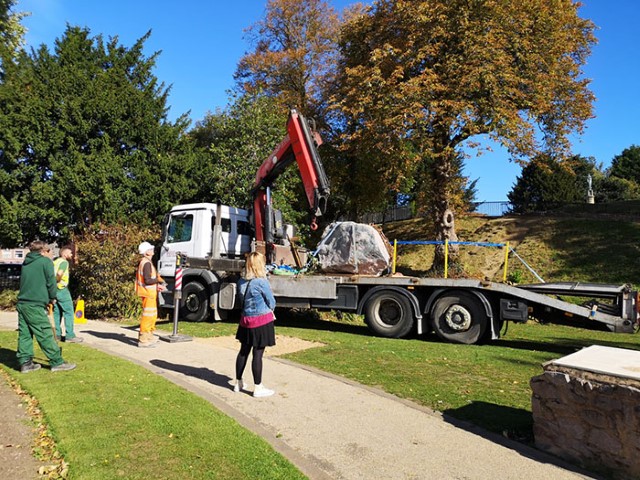 A photo of 'Argents Mead - Delivery of the memorial stone January 2019' by Hinckley and Bosworth Borough Council