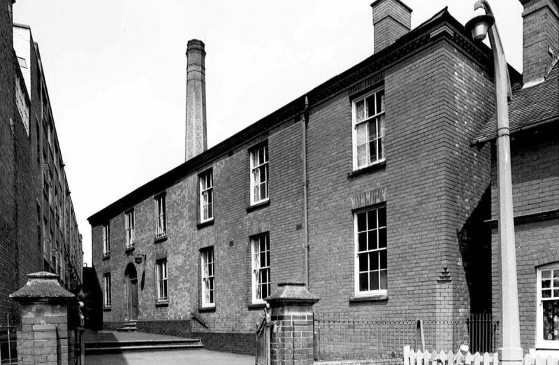 A photo of 'Great Meeting Unitarian Chapel, Baines Lane entrance' by Historic England